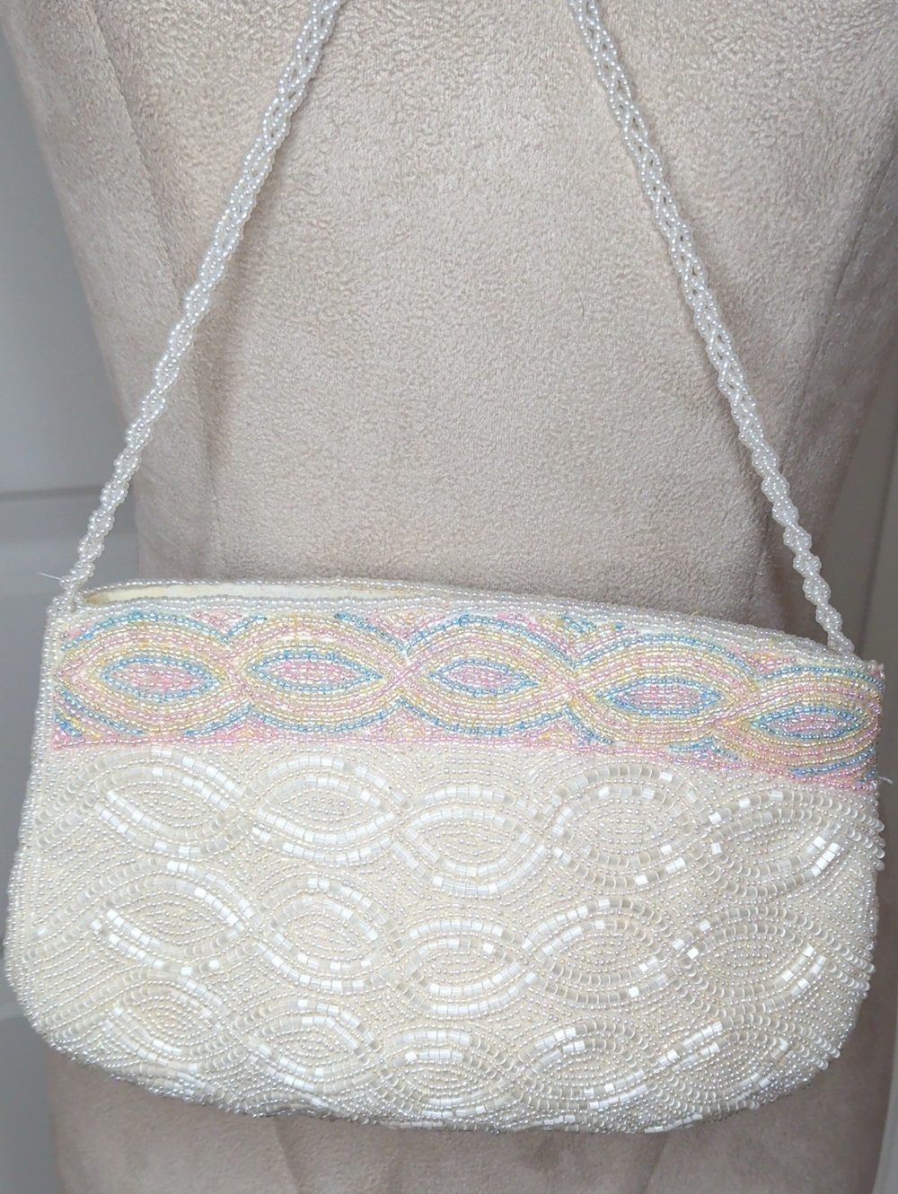 Vintage 50s La Regale Hand Beaded Bag Cream Pink Blue Pastel Cocktail Purse